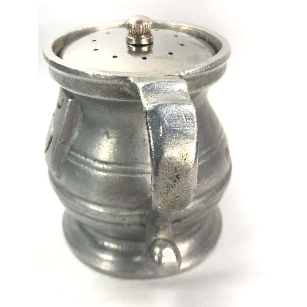 Wilton Armetale RWP Pewter‎ Salt & Pepper Shakers Plough Tavern Pattern Vintage - Picture 3 of 16